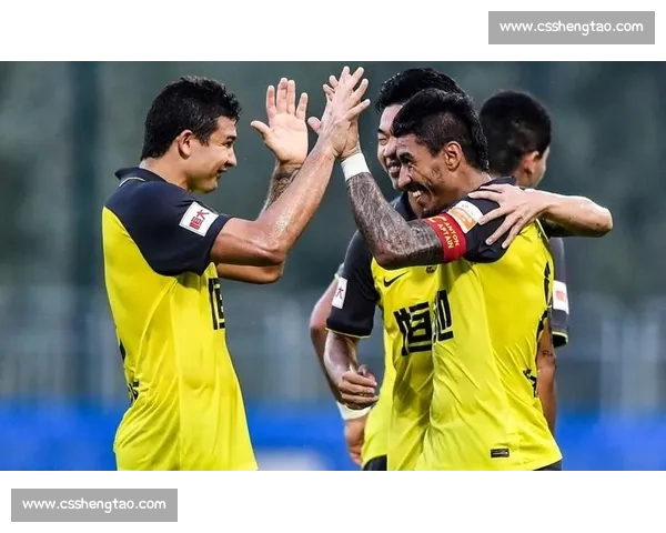 恒大对阵香港东方精彩回放攻防对决全场亮点解析战术博弈与关键瞬间回顾