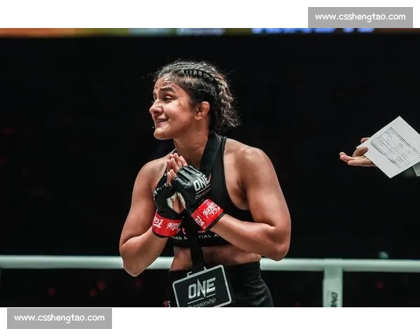 李帅对决马库斯巅峰碰撞揭示新生代格斗力量格局之战引爆赛场焦点讨论