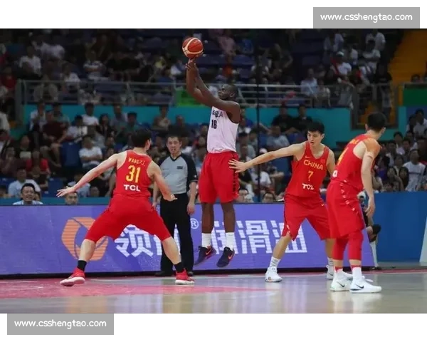 男篮蓝队迎战安哥拉 展现团队协作与拼搏精神再创佳绩